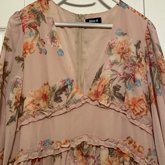 Blue B- Romantic tiered floral dress in soft pink - Picture 2 of 7